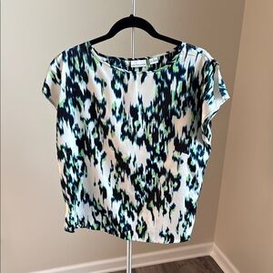 Liz Claiborne Abstract Blouse
